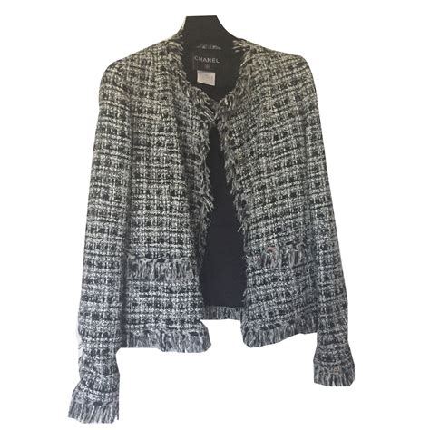 manteau tweed chanel|Chanel jacket.